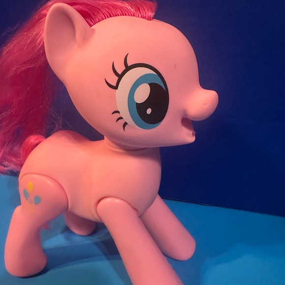 My Little Pony Oh My Giggles Pinkie Pie Interactive Toy w/Sound & Movement WORKS - Picture 3 of 10